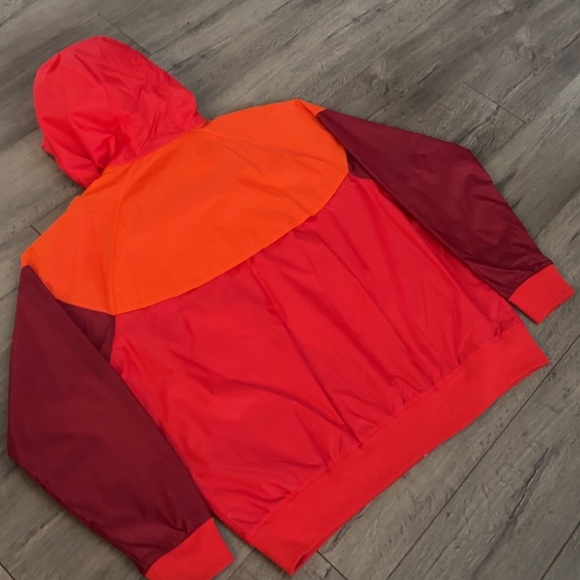 Nike Windrunner Zip up - Picture 2 of 5
